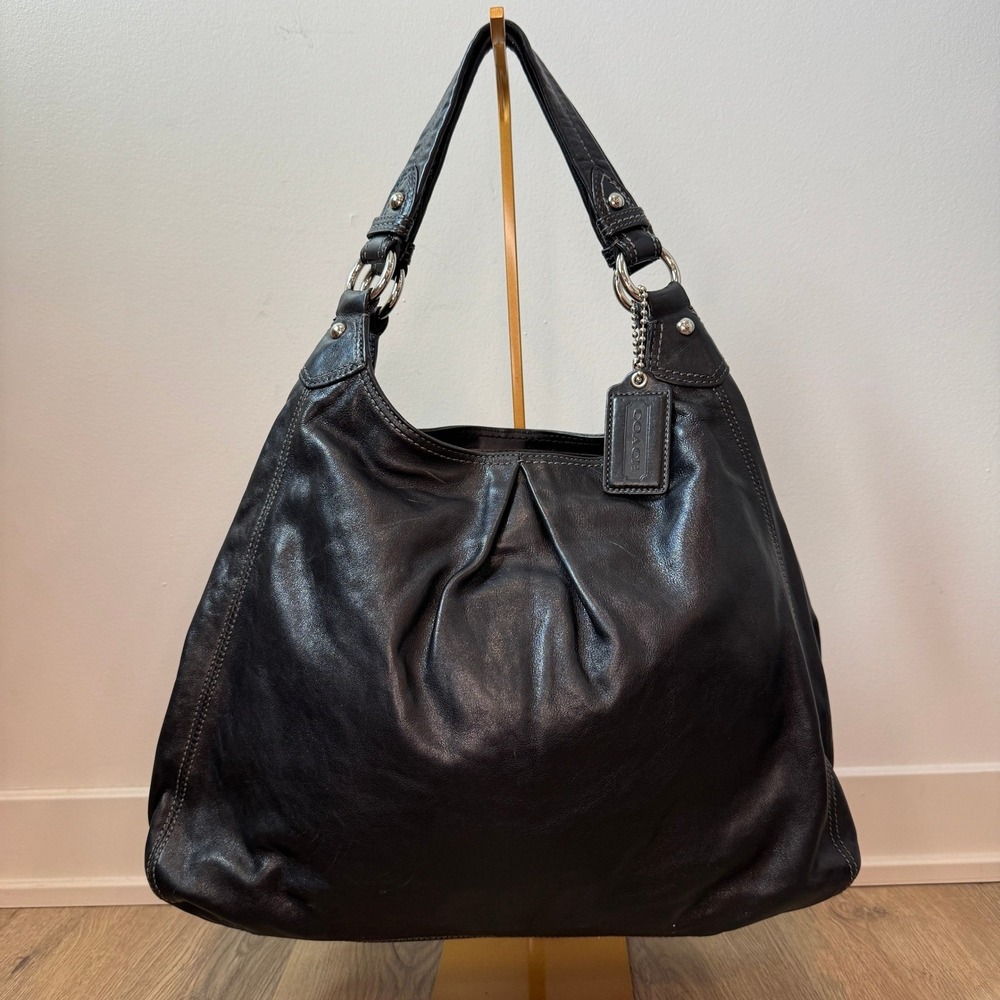 Y2K 2009 Coach Madison Maggie Extra Large Hobo Shoulder Bag Leather C0993-13902
